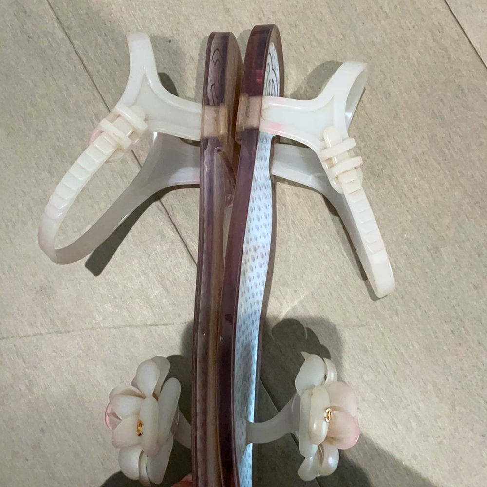 AUTHENTIC CHANEL CAMELLIA JELLY SANDAL - Picture 3 of 3